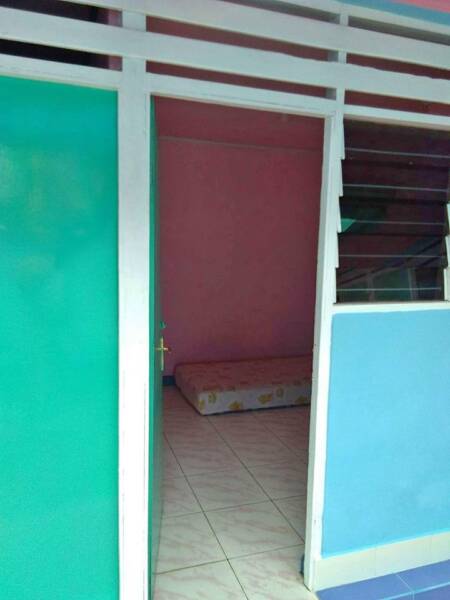 Kost Mahasiswa dan Karyawan Hative Kecil