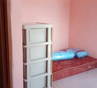 Kost Halong Dekat Puskesmas