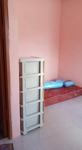 Kost Halong Dekat Puskesmas