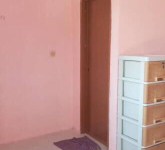 Kost Halong Dekat Puskesmas